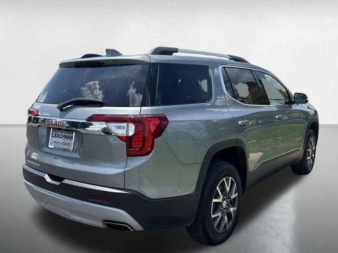 Certified 2023 GMC Acadia SLE w/ Driver Convenience Package FWD image 6
