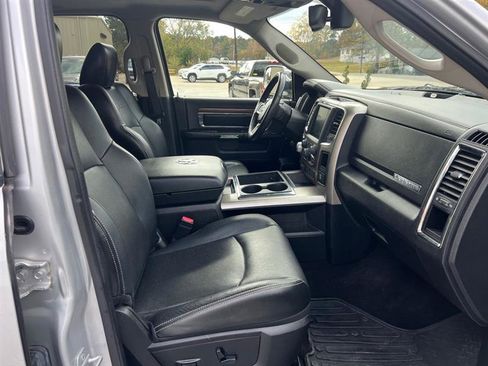 Used 2013 RAM 1500 Laramie w/ Convenience Group image 18