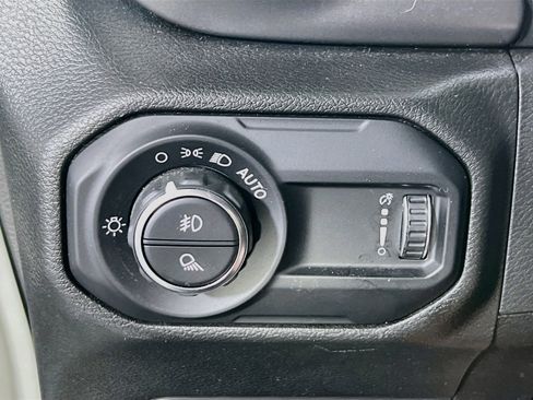 Used 2023 Jeep Gladiator Sport AWD/4WD image 10