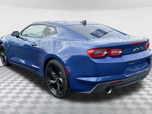 Used 2019 Chevrolet Camaro LT w/ Technology Package image 7