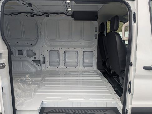 New 2026 Ford Transit 250 Low Roof image 15