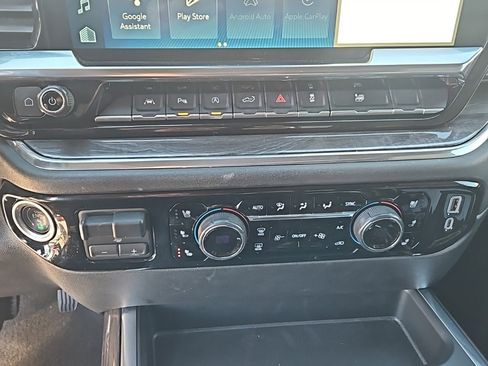 Used 2024 Chevrolet Silverado 1500 LTZ w/ LTZ Premium Package image 16