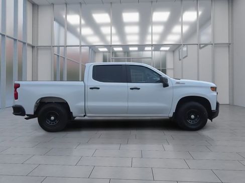 Used 2020 Chevrolet Silverado 1500 W/T w/ Z71 Off-Road Package AWD/4WD image 9