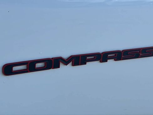 Used 2023 Jeep Compass Trailhawk image 28