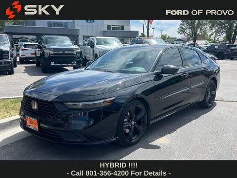 Used 2024 Honda Accord Sport image 2