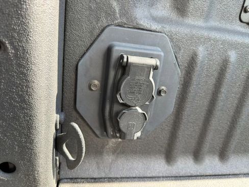 Used 2022 Ford F450 Platinum w/ FX4 Off-Road Package image 13