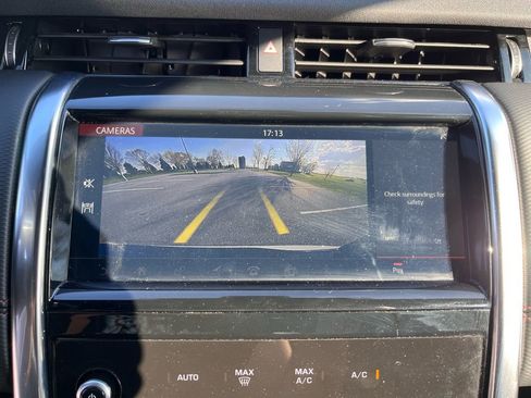 Used 2020 Land Rover Discovery Sport S R-Dynamic image 19