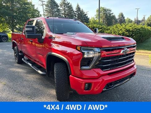 Used 2024 Chevrolet Silverado 2500 LT w/ Z71 Sport Edition AWD/4WD image 2