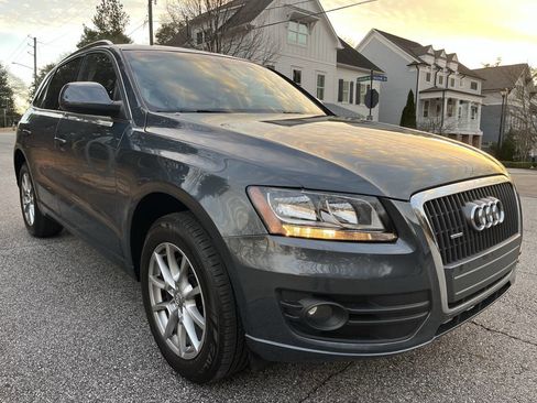 Used 2011 Audi Q5 2.0T Premium image 3