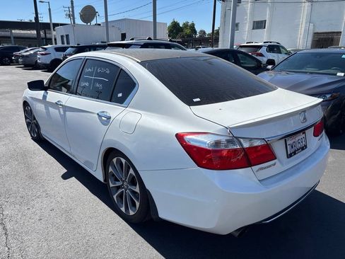 Used 2015 Honda Accord Sport image 6