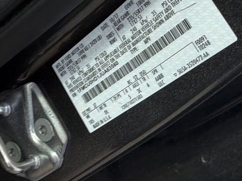 Used 2018 Ford Escape SEL image 10