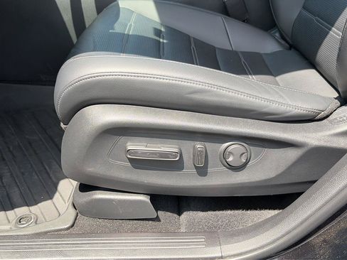 Used 2024 Honda CR-V EX-L image 18