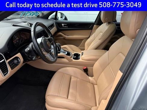 Used 2021 Porsche Cayenne image 18