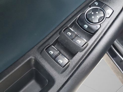 Used 2024 Ford Edge SEL w/ Sport Appearance Package image 18