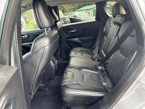 Used 2021 Jeep Cherokee Latitude Lux AWD/4WD image 20