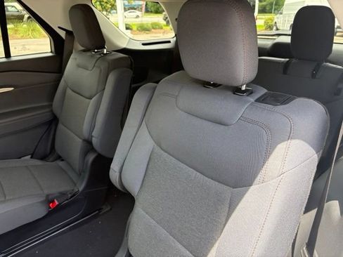 New 2026 Ford Explorer Active RWD image 15