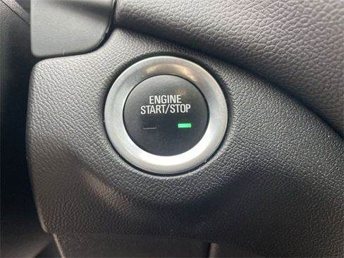 Used 2024 Chevrolet Equinox LT image 16