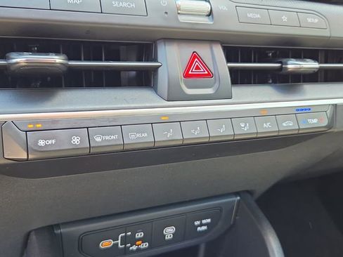 Used 2025 Kia K4 FWD image 22
