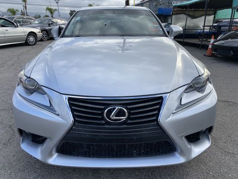 Used 2016 Lexus IS 200t RWD image 3