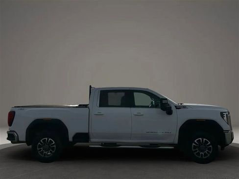 Used 2024 GMC Sierra 2500 SLE image 6