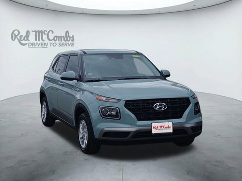 New 2026 Hyundai Venue SE image 7