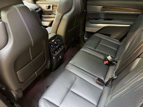 New 2026 Cadillac Vistiq Sport AWD/4WD image 14