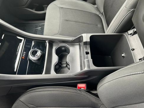 New 2025 Jeep Grand Cherokee Laredo w/ Trailer Tow Package image 17