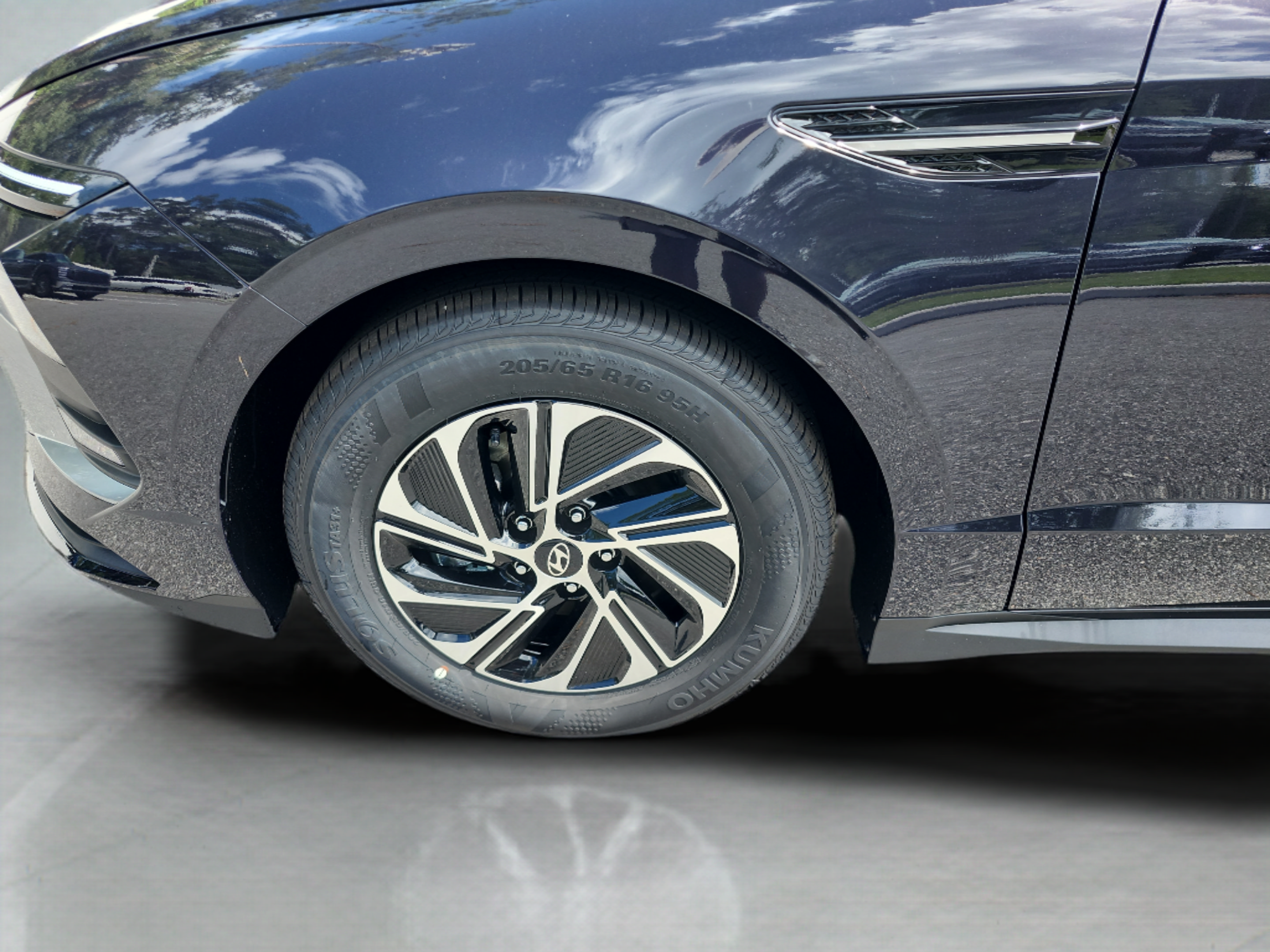 New 2026 Hyundai Sonata Blue FWD image 28
