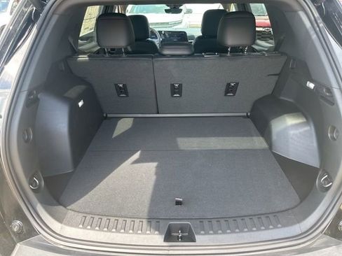 New 2026 Chevrolet Equinox RS w/ Convenience Package III AWD/4WD image 13