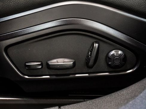 Used 2022 Porsche Panamera 4 Platinum Edition image 19