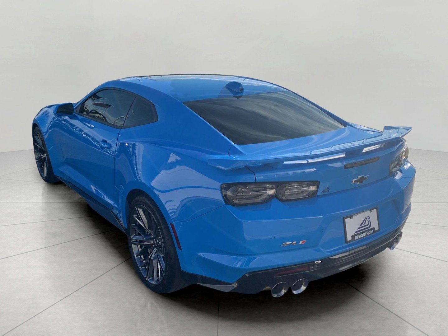 Used 2023 Chevrolet Camaro ZL1 RWD image 6