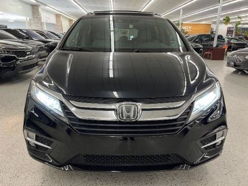 Used 2019 Honda Odyssey Elite image 3