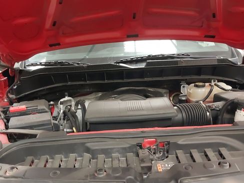 Used 2019 Chevrolet Silverado 1500 Custom Trail Boss w/ Custom Convenience Package image 30