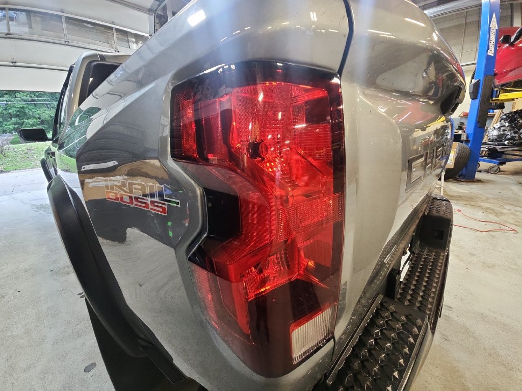 Certified 2023 Chevrolet Colorado Trail Boss w/ Advanced Trailering Package AWD/4WD image 32