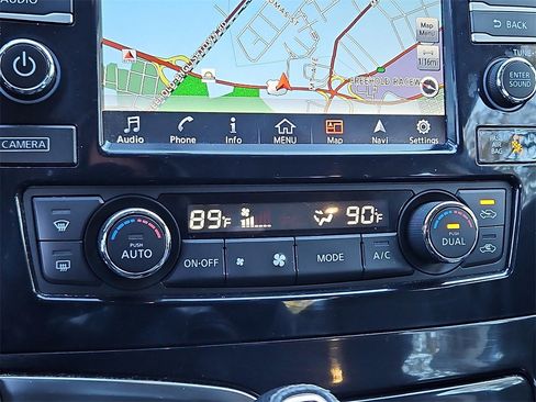 Used 2018 Nissan Maxima 3.5 SV image 20