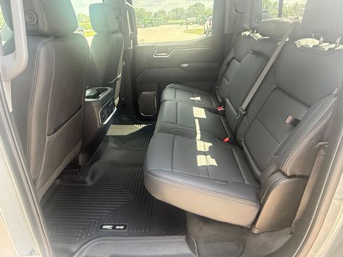 Used 2025 GMC Sierra 1500 Denali w/ Denali Reserve Package AWD/4WD image 19