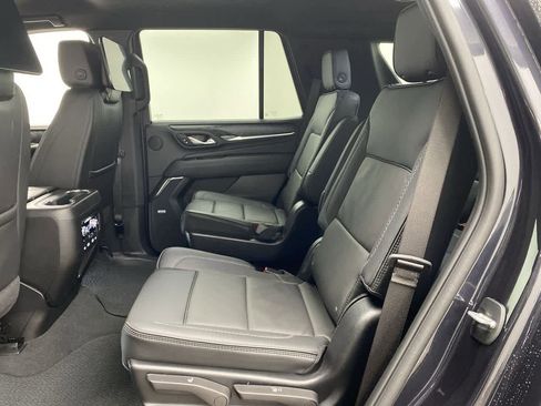 Used 2024 GMC Yukon Denali w/ Advanced Technology Package image 16