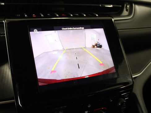 Used 2025 Jeep Grand Cherokee Altitude AWD/4WD image 38