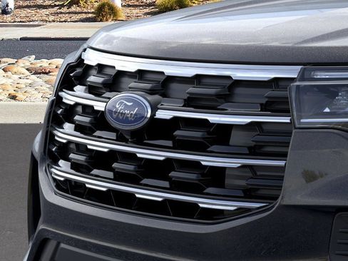 New 2026 Ford Explorer Active image 17