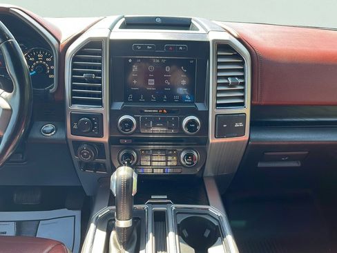 Used 2018 Ford F150 Platinum w/ Max Trailer Tow Package AWD/4WD image 10