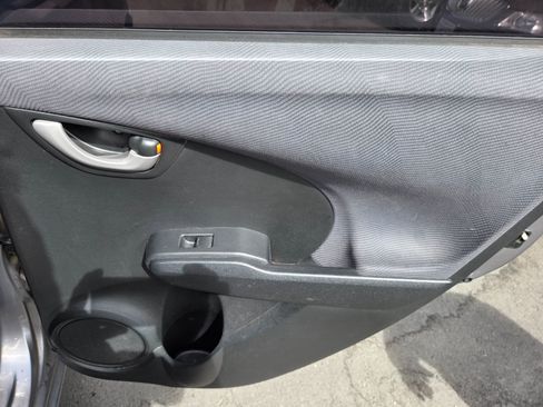 Used 2009 Honda Fit image 13
