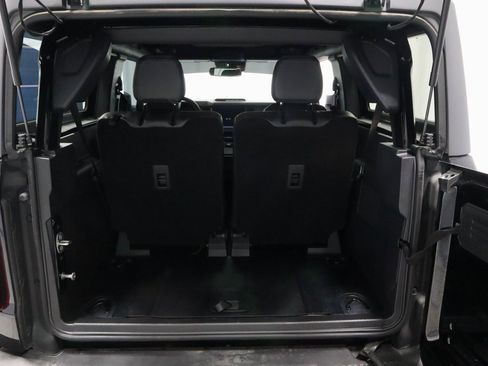Used 2024 Ford Bronco Black Diamond image 18