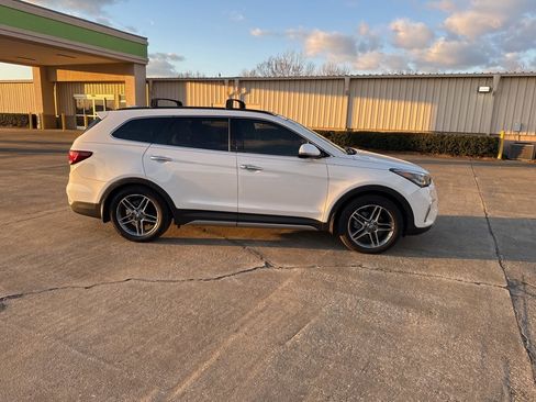 Used 2019 Hyundai Santa Fe XL image 12
