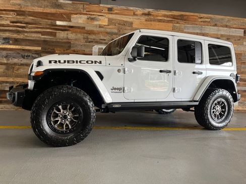Used 2021 Jeep Wrangler Unlimited Rubicon w/ Trailer Tow Package AWD/4WD image 17