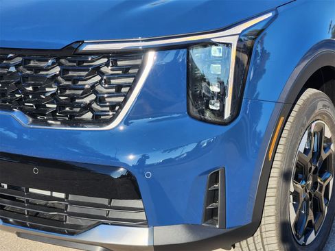 New 2026 Kia Sorento S image 7