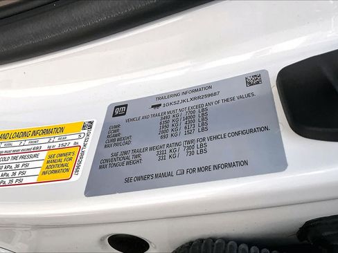 Used 2024 GMC Yukon XL Denali AWD/4WD image 35