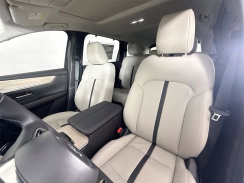 New 2026 MAZDA CX-70 3.3 Turbo w/ Preferred Package AWD/4WD image 3