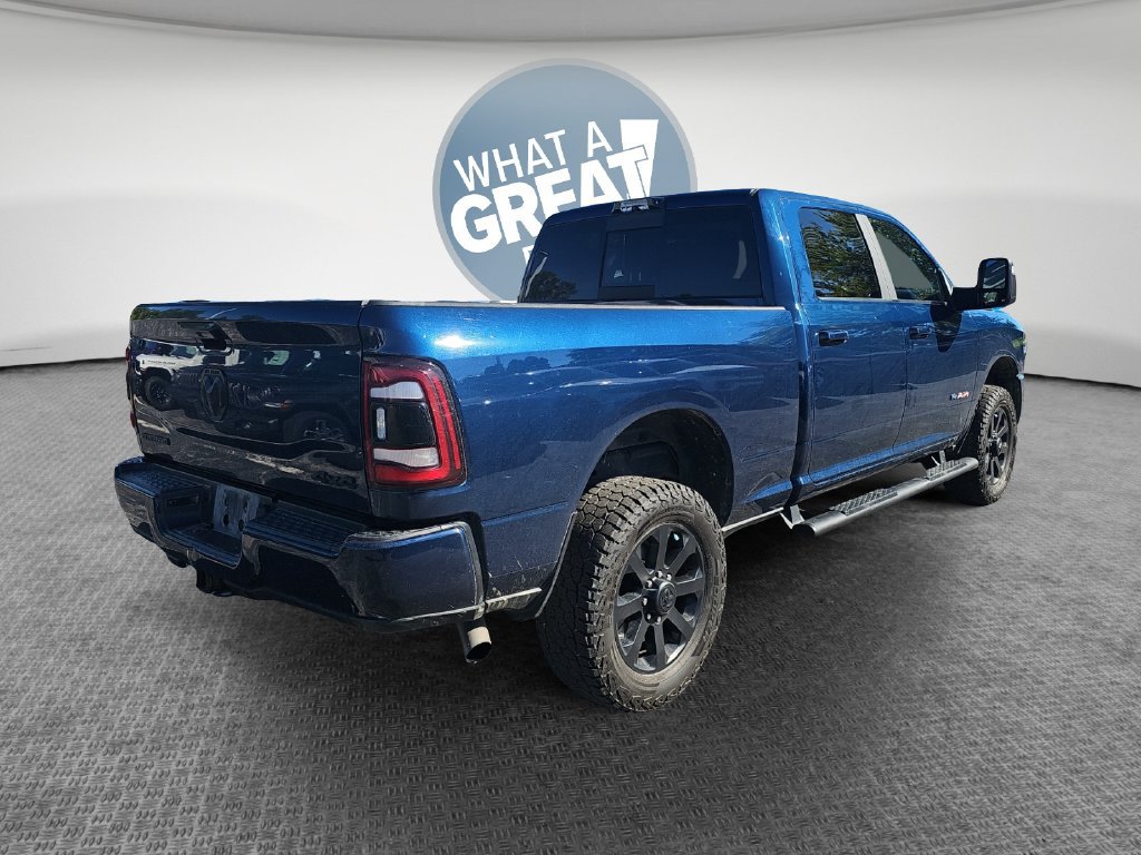 Used 2024 RAM 2500 Big Horn w/ Night Edition AWD/4WD image 3