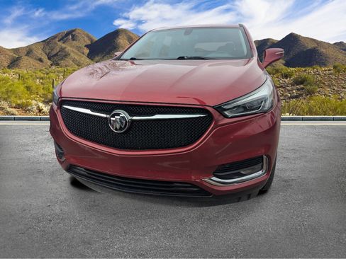 Used 2020 Buick Enclave Essence w/ Sport Touring Edition image 2