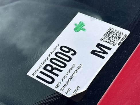 Used 2023 Jeep Compass Limited image 33